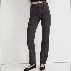 Madewell NWT The Garment-Dyed '90s Straight Cargo Pant in Black Coal Size 29